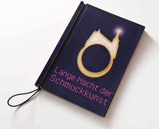 Brigitta Bernart-Skarek Graphikdesignerin Editorialdesign editorial design Katalog die lange nacht der Schmuckkunst 2012 in Wien Layout Design Das Cover des Kataloges zum Event 2012 